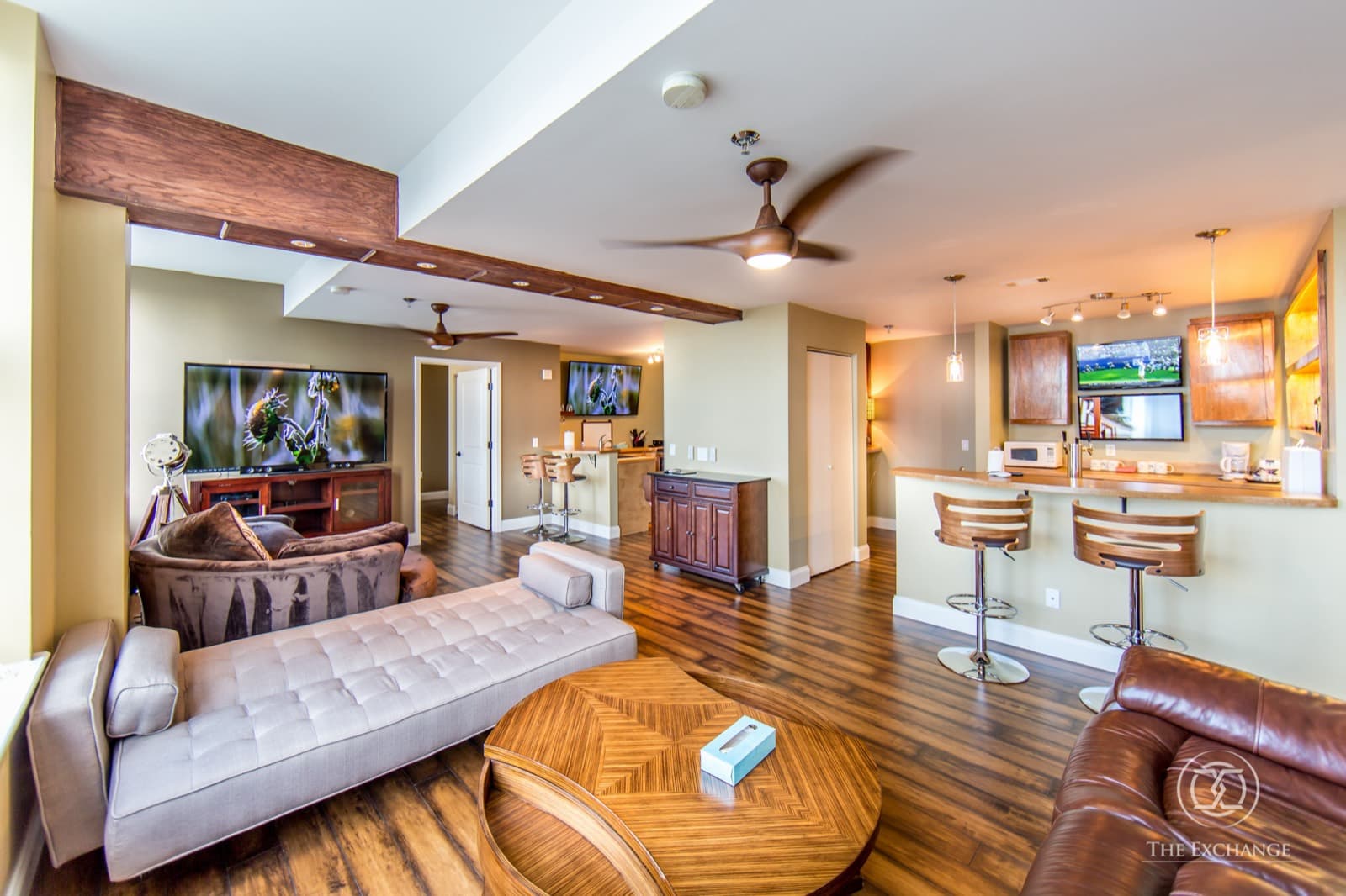 Spacious 1BR Loft with Exposed Beams at Exchange Building, unit 205